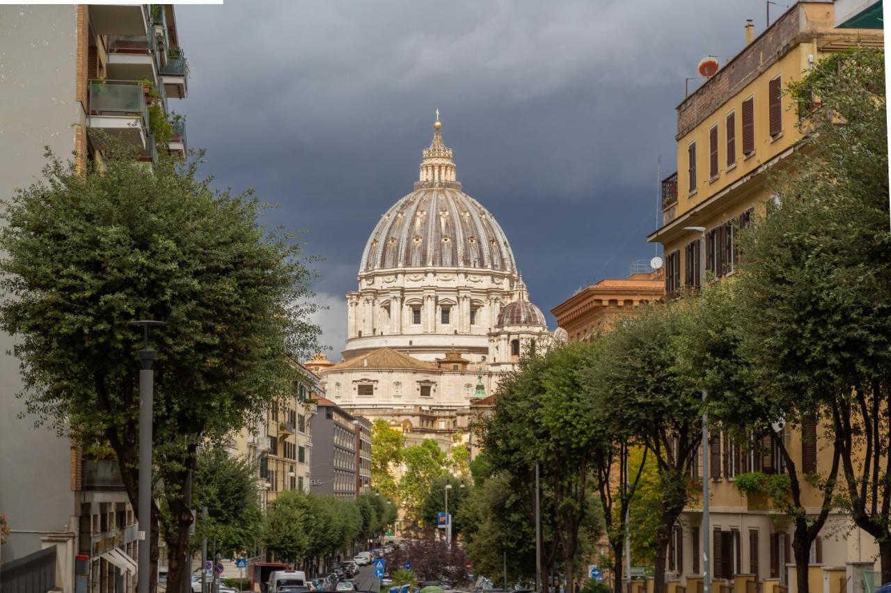 Home At Rome St. Peter Guest House エクステリア 写真